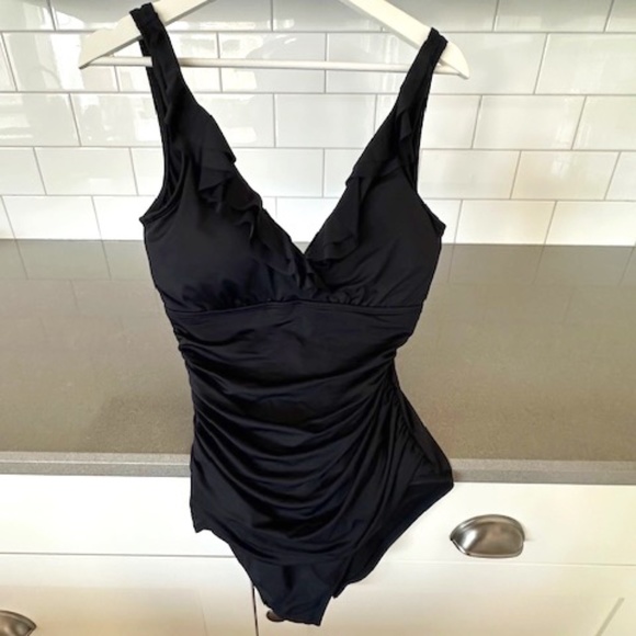 Lauren Ralph Lauren Ruffle Black One Piece Swimsuit sz 12-Washed, never worn - Picture 1 of 7